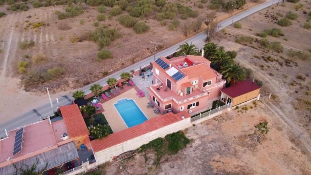 Villa Paradis Pera - Quartos Para Ferias المظهر الخارجي الصورة